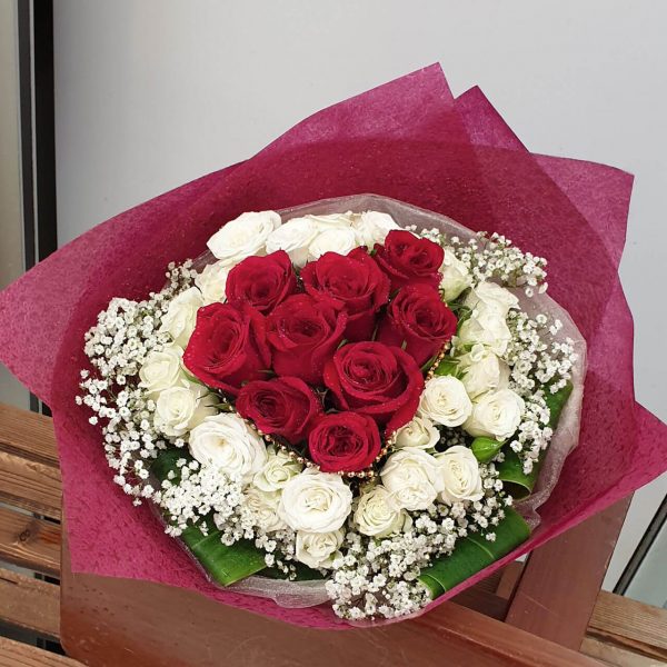 Red & White Roses