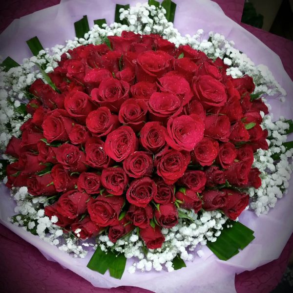 99 Red Roses