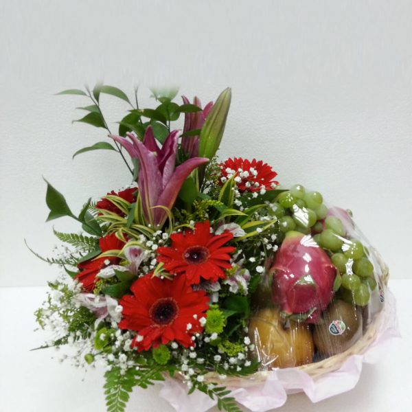 Assorted Fruits With Liles & Eutomas