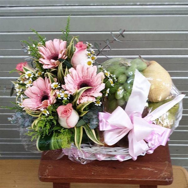 Assorted Fruits With Roses & Gerberas