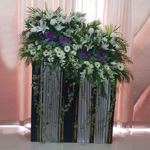 2 Tiers Brassica, Lilies, Eutomas,Etc